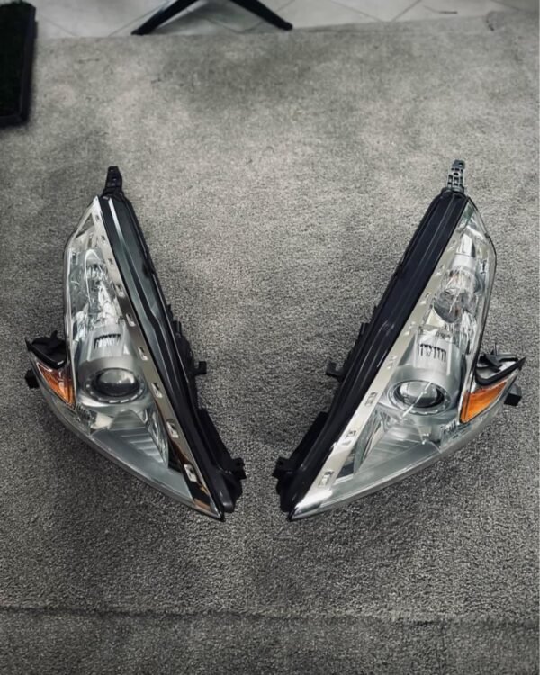 OEM SET OF 370Z HEADLIGHTS - Infiniti Parts Sales
